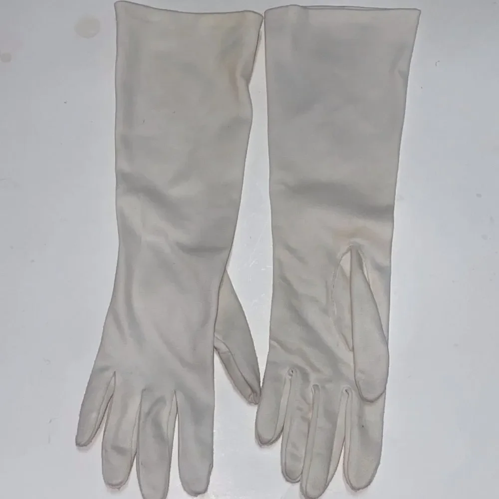 Vintage Elegant White Gloves Size 7.5